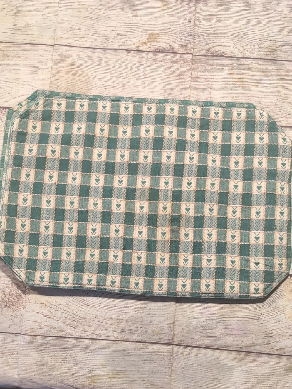 Placemats Green Gingham With Green Heart Patterned Back Set Of Four